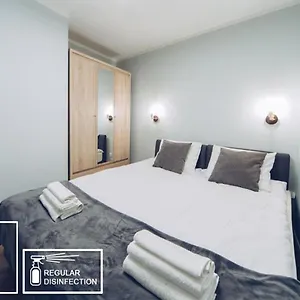  Апартаменты M7 Main Square With Free Parking Friends Escape Польша