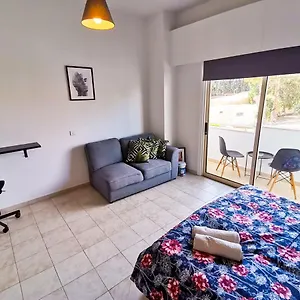  Проживание в семье Central Square Nomadic Кипр
